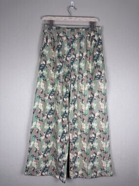 Buckley Womens size XL Camo Print pants